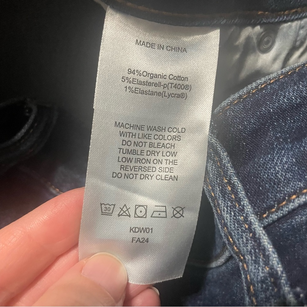 Quince Women's Stretch High Rise Kick Flare Jeans | Dark Wash | Size 28 - Picture 4 of 6
